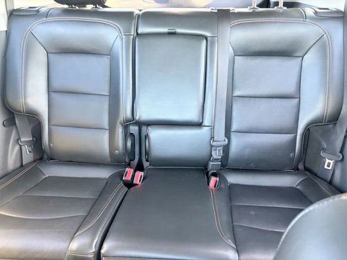 Used 2018 GMC Terrain SLT w/ Preferred Package image 9