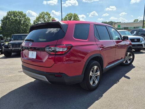 Used 2025 Honda Pilot EX-L image 5