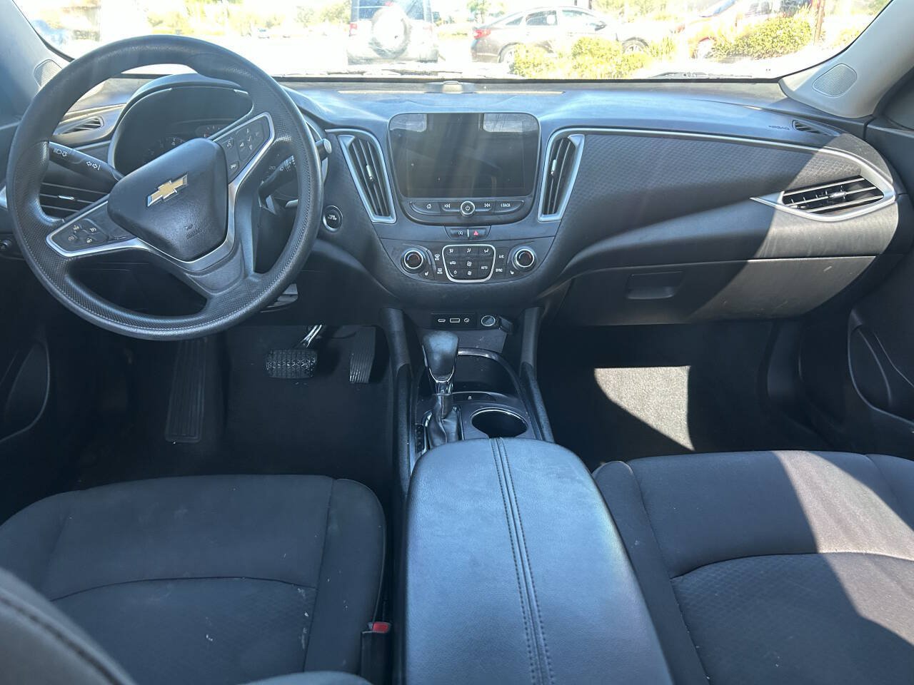 Used 2022 Chevrolet Malibu LT FWD image 8
