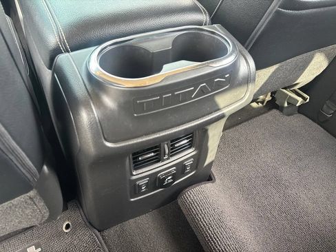 Used 2018 Nissan Titan PRO-4X AWD/4WD image 12