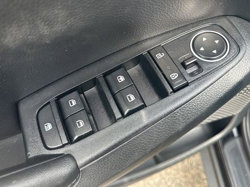 Used 2023 Kia Seltos S AWD/4WD image 14