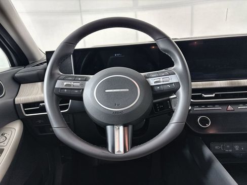 Certified 2025 Hyundai Sonata SEL FWD image 11