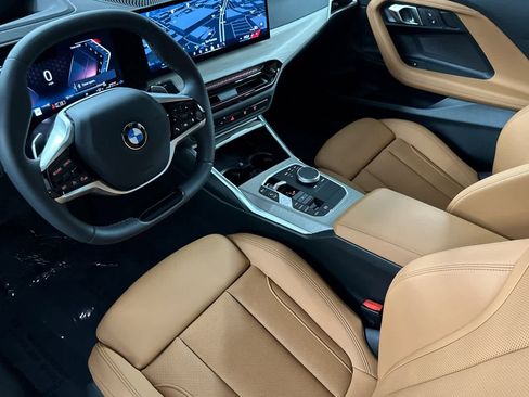 Used 2025 BMW 230i Coupe w/ Premium Package image 11