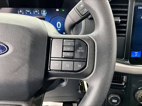 Used 2025 Ford F150 XL RWD image 18