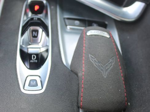 Used 2023 Chevrolet Corvette Stingray Premium Cpe w/ Z51 Performance Package RWD image 32
