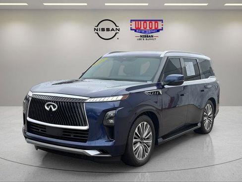 Used 2025 INFINITI QX80 Sensory image 7