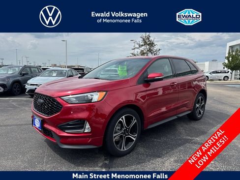 Used 2023 Ford Edge ST AWD/4WD image 3