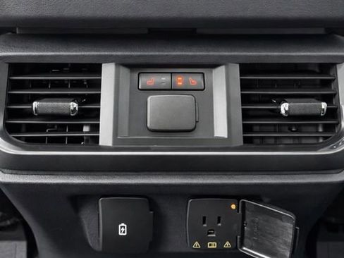 Used 2023 Ford F150 Lariat w/ Equipment Group 502A High image 22