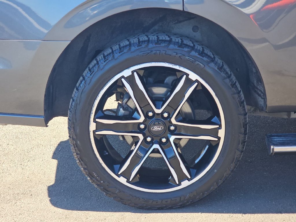 Used 2020 Ford Expedition Limited w/ Special Edition Package AWD/4WD image 40
