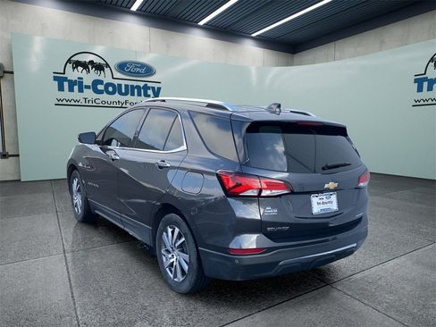 Used 2022 Chevrolet Equinox Premier w/ LPO, Floor Liner Package image 5