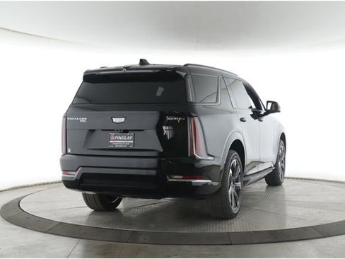 Used 2026 Cadillac Escalade IQL Sport 2 AWD/4WD image 7