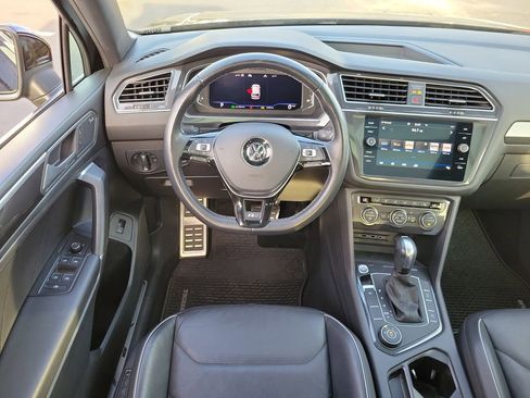 Used 2020 Volkswagen Tiguan SEL Premium R-Line w/ 3rd Row Seat Package image 22