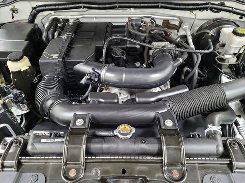 Used 2019 Nissan Frontier S image 30