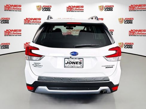 Used 2021 Subaru Forester Touring AWD/4WD image 17