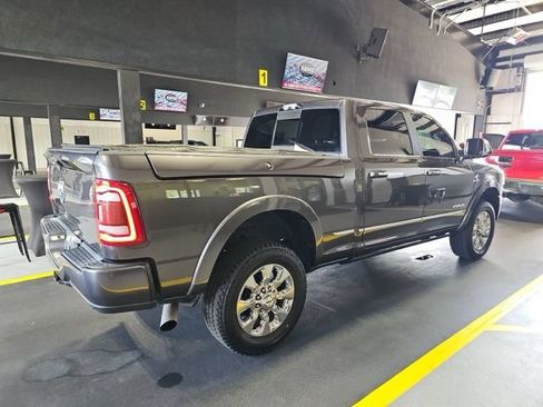 Used 2021 RAM 2500 Limited AWD/4WD image 2