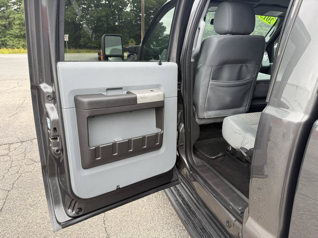 Used 2015 Ford F350 XLT AWD/4WD image 25
