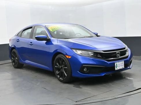 Used 2020 Honda Civic Sport image 2