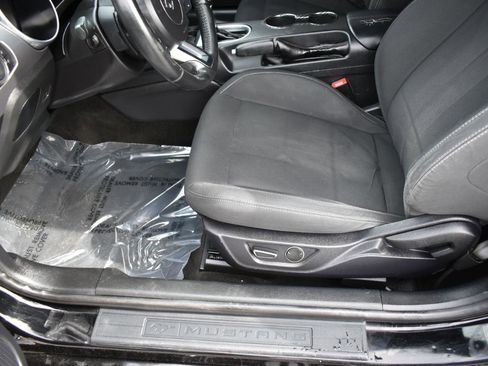 Used 2018 Ford Mustang GT image 21