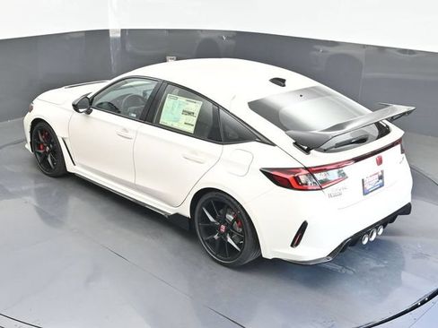 New 2026 Honda Civic Type R image 32