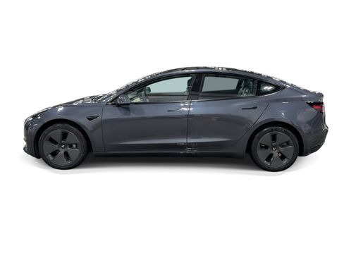 Certified 2023 Tesla Model 3 Standard Range RWD image 3