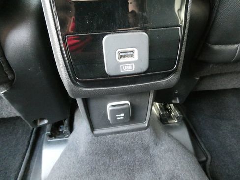 Used 2022 Jeep Compass Limited AWD/4WD image 17