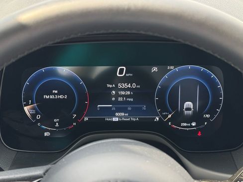 Used 2024 Maserati Grecale GT image 39