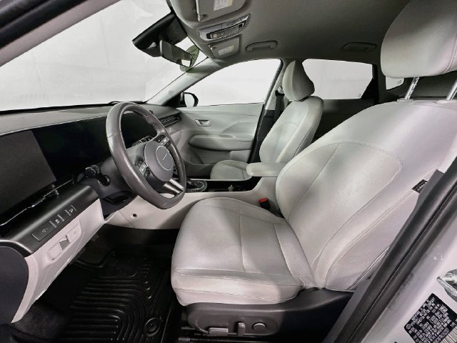 Used 2024 Hyundai Kona SEL AWD/4WD image 16