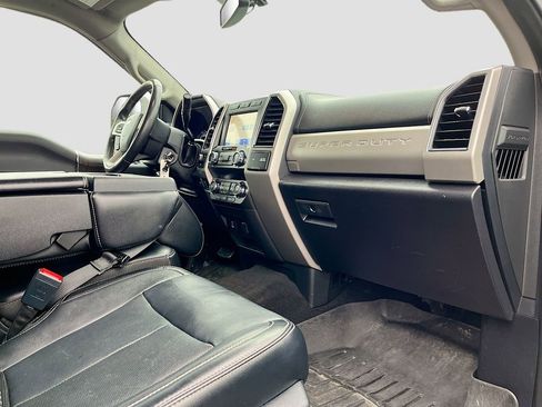 Used 2020 Ford F250 Lariat w/ Lariat Value Package image 25