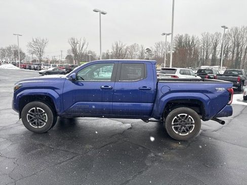 Used 2024 Toyota Tacoma SR5 image 7