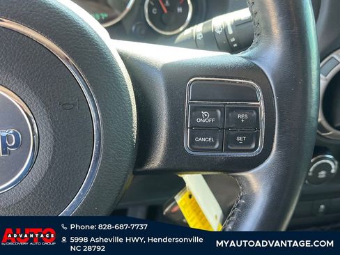 Used 2018 Jeep Wrangler Unlimited Sport S image 18