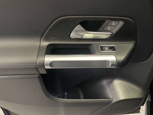 Used 2023 Mercedes-Benz EQB 300 4MATIC w/ Driver Assistance Package image 35