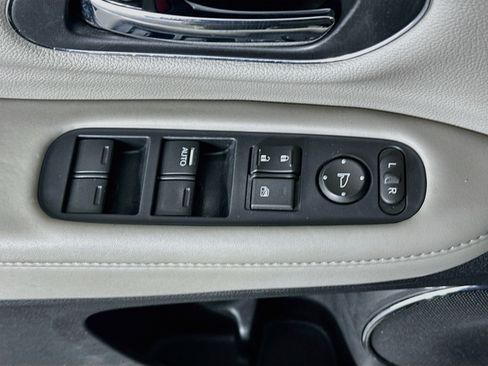 Used 2016 Honda HR-V EX-L image 15