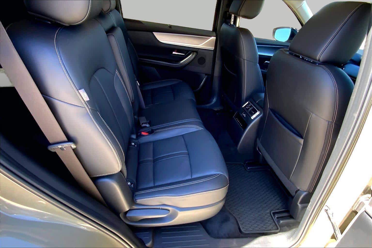 Used 2025 MAZDA CX-70 Plug-In Hybrid w/ Premium Pkg AWD/4WD image 19
