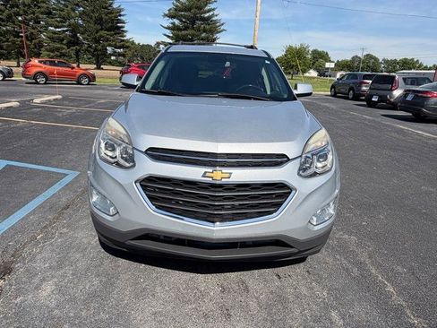 Used 2017 Chevrolet Equinox LT w/ Convenience Package FWD image 12