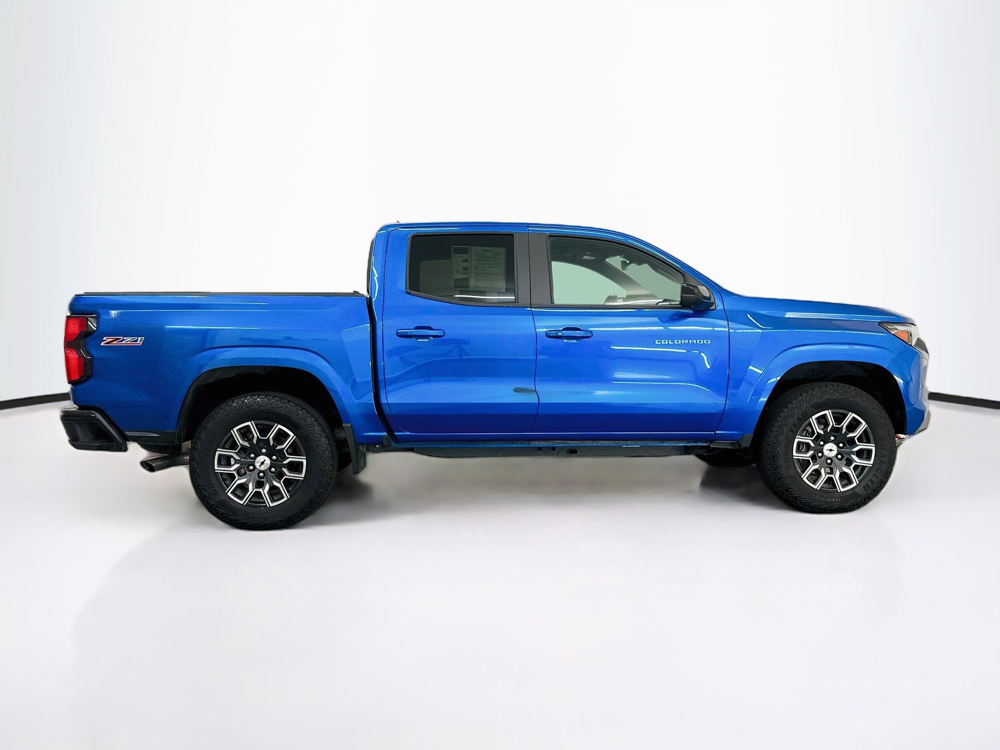 Used 2024 Chevrolet Colorado Z71 w/ Z71 Convenience Package 2 AWD/4WD image 10