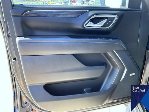 Used 2022 GMC Yukon SLT w/ SLT Luxury Package AWD/4WD image 9