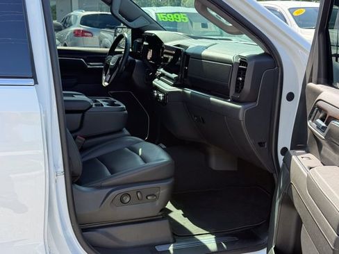 Used 2024 GMC Sierra 1500 SLT RWD image 16