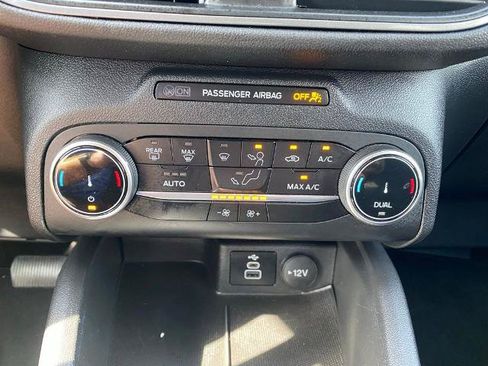 Certified 2025 Ford Escape Active FWD image 22
