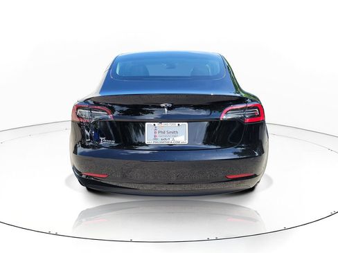 Used 2023 Tesla Model 3 Standard Range RWD image 5