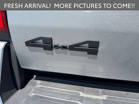 Certified 2024 Toyota Tacoma TRD Off-Road AWD/4WD image 9