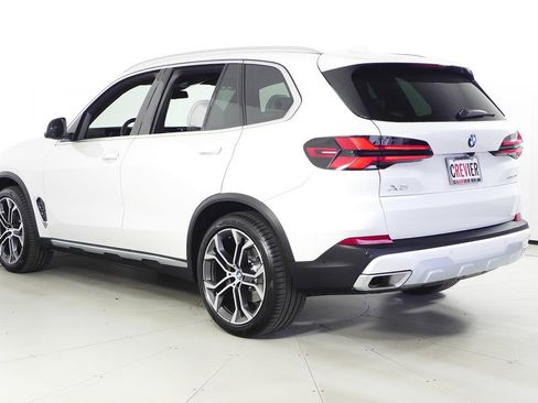 Used 2026 BMW X5 sDrive40i RWD image 9