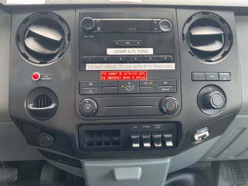 Used 2013 Ford F550 2WD Regular Cab Super Duty w/ Payload Upgrade Pkg image 14