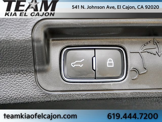 Used 2023 Ford Explorer XLT w/ Equipment Group 202A AWD/4WD image 16