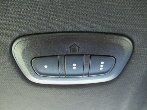 Used 2025 RAM 1500 Big Horn AWD/4WD image 29