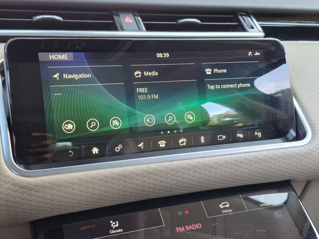 Used 2019 Land Rover Range Rover Velar R-Dynamic SE AWD/4WD image 10