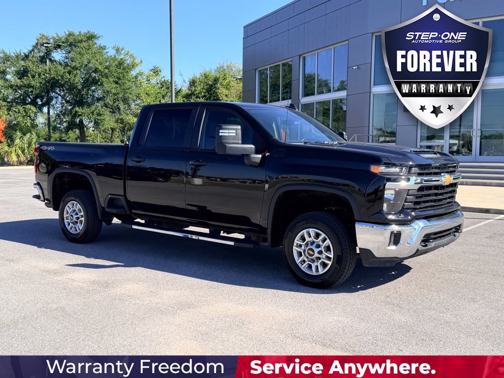 Used 2025 Chevrolet Silverado 2500 LT w/ Convenience Package AWD/4WD image 8
