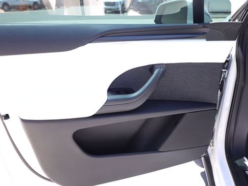 Used 2022 Tesla Model X Plaid AWD/4WD image 10