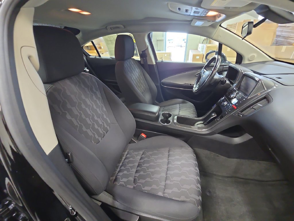 Used 2014 Chevrolet Volt FWD image 36