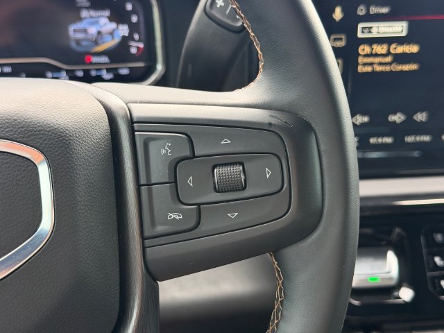 Used 2025 GMC Sierra 2500 AT4 w/ Technology Package AWD/4WD image 26