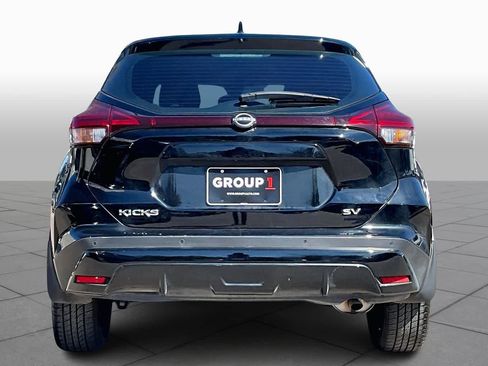 Used 2024 Nissan Kicks SV image 4